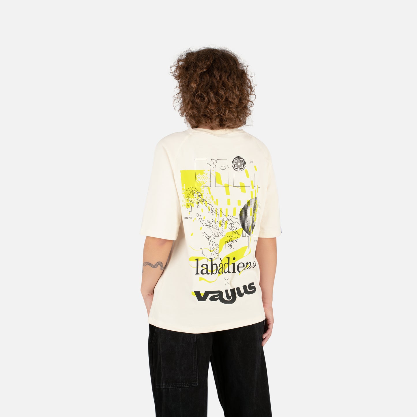 labàdienà X vayus T-shirt