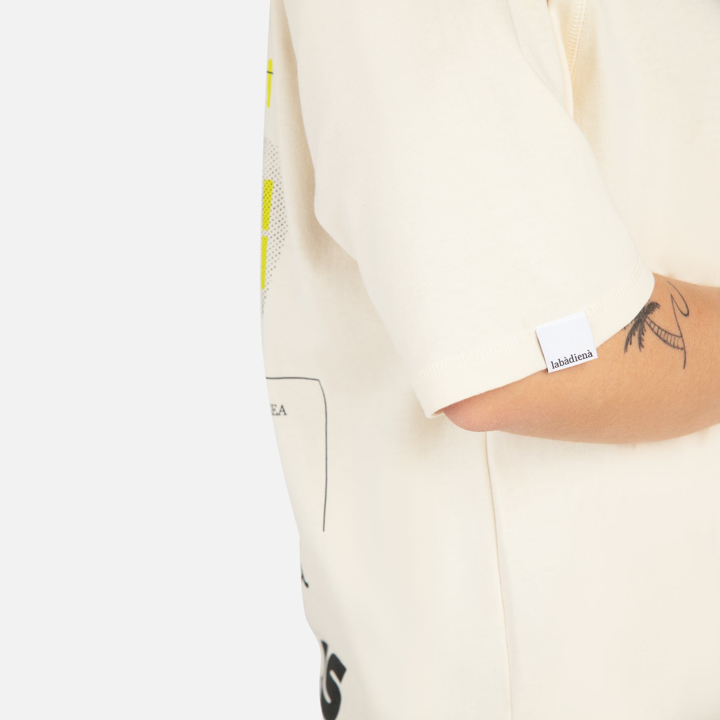 labàdienà X vayus T-shirt