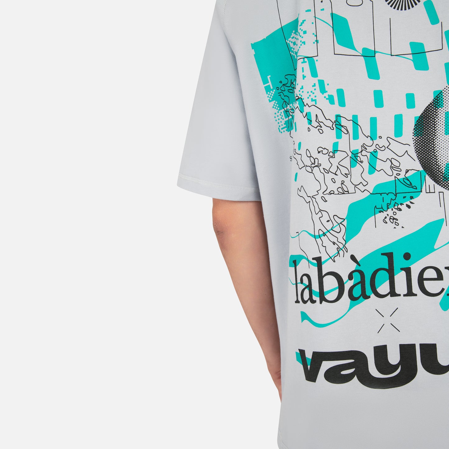 labàdienà X vayus T-shirt