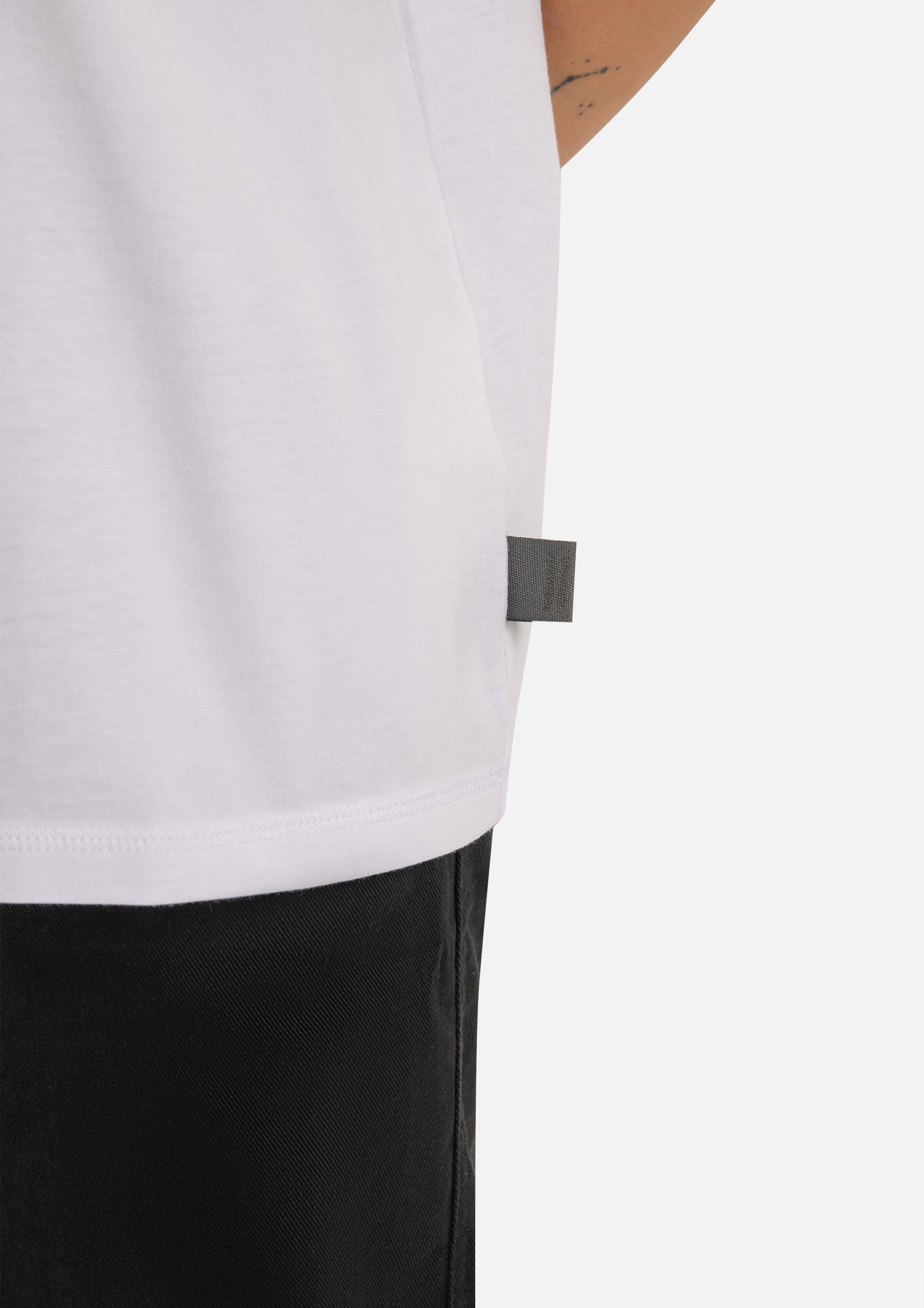 Minimal T-Shirt