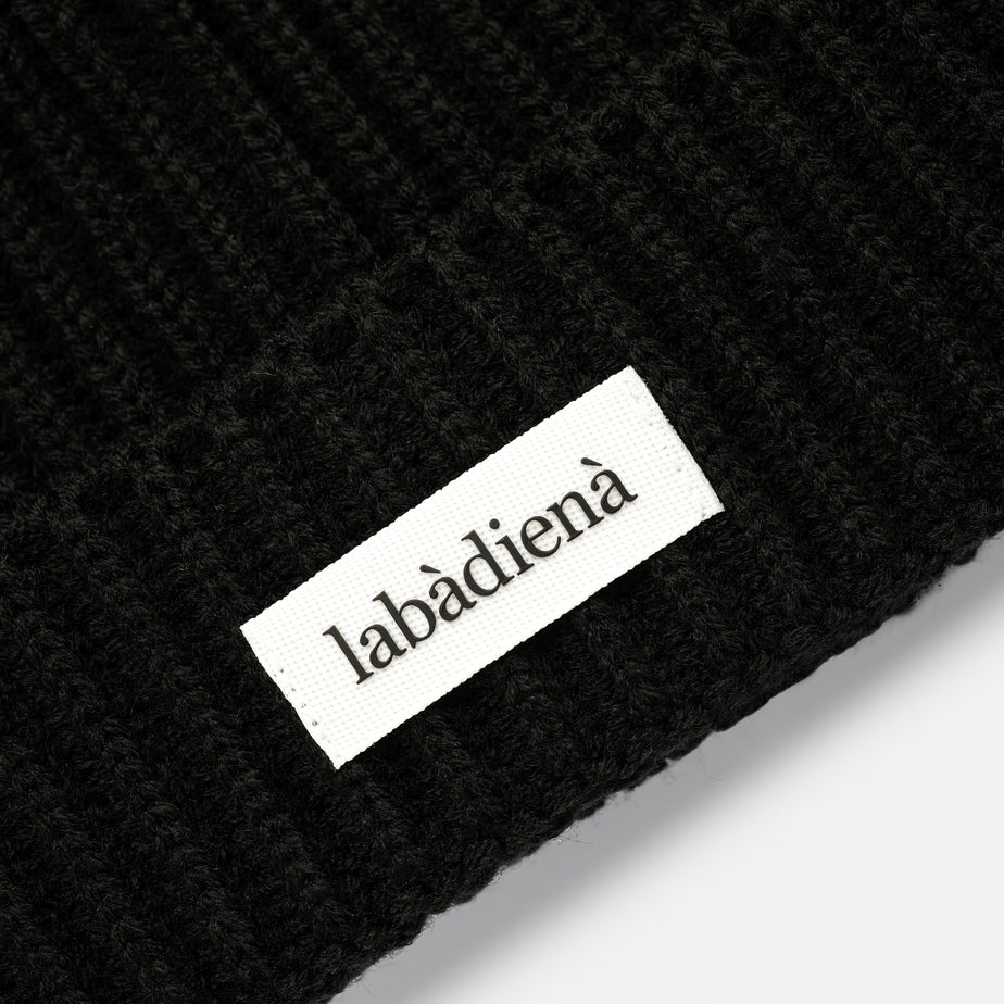 labàdienà Beanie