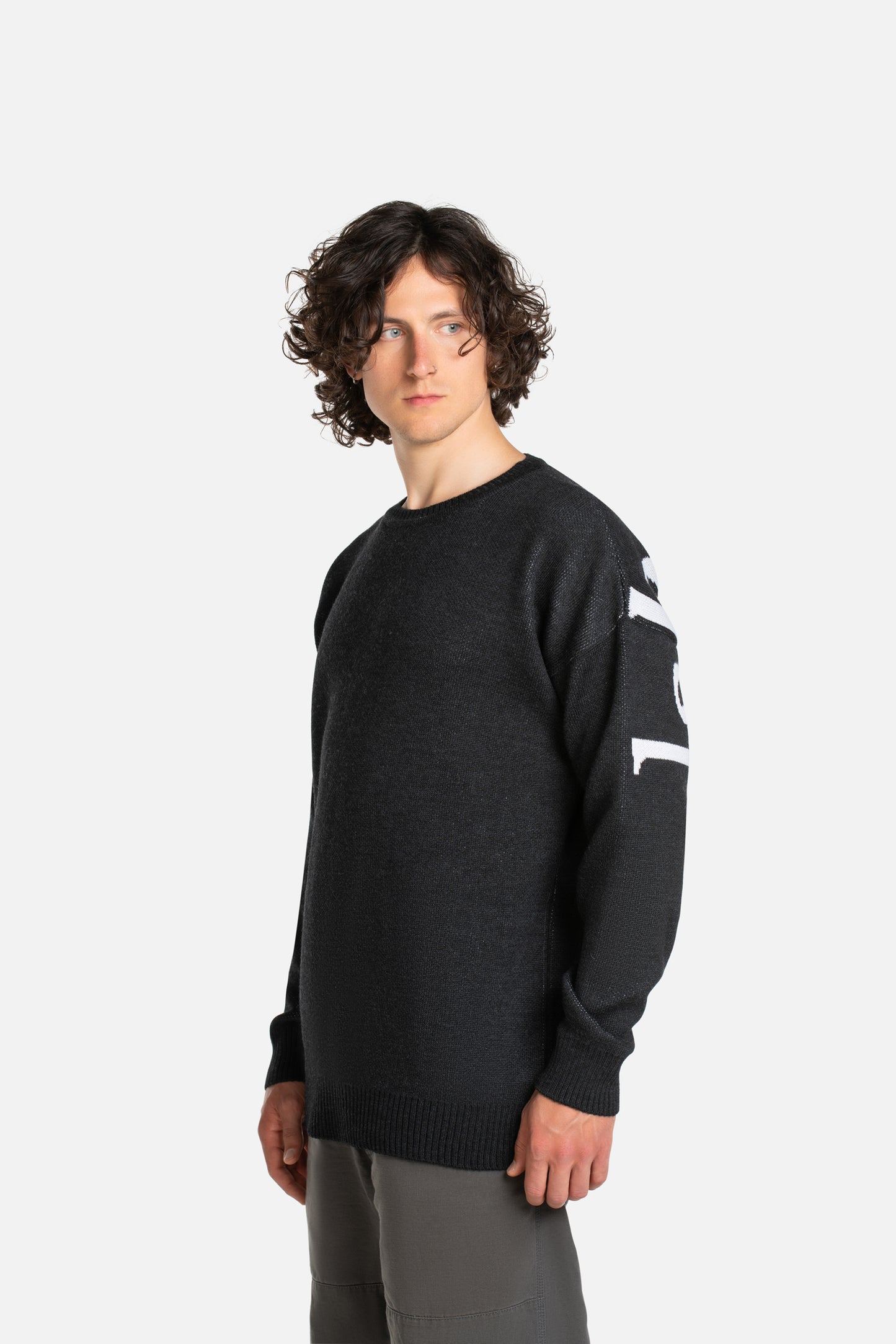 labàdienà Sweater 2026