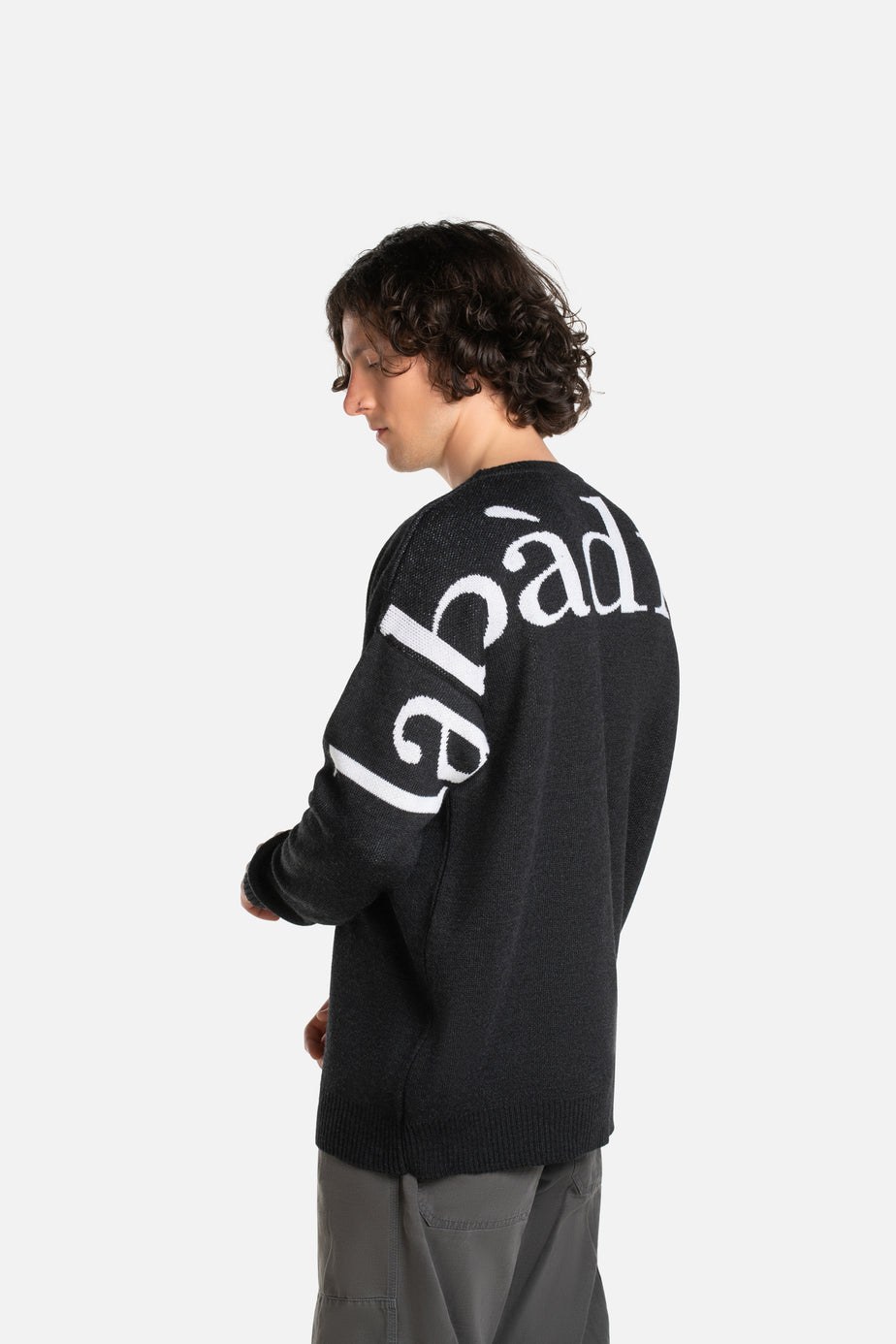labàdienà Sweater 2026