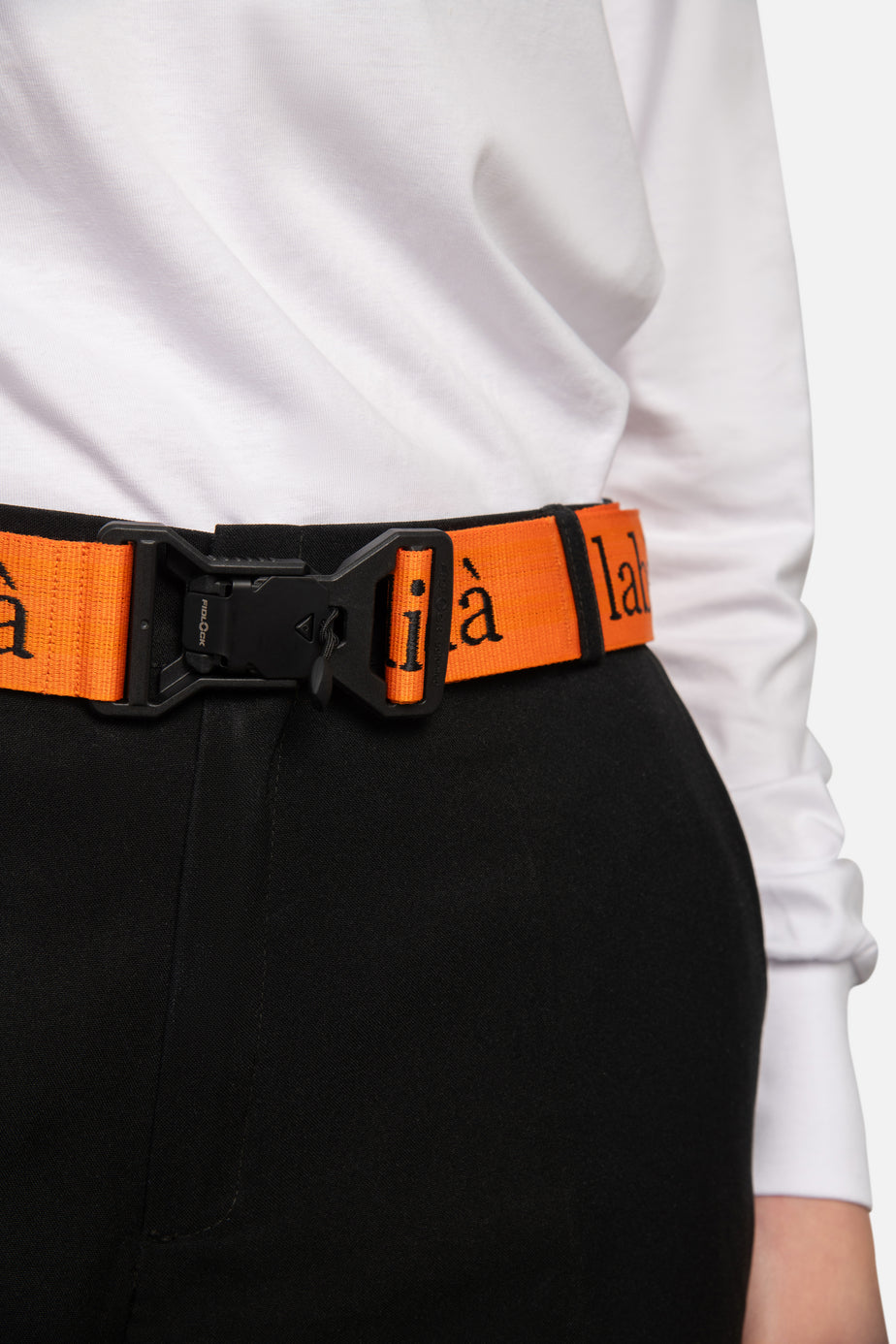 labàdienà belt