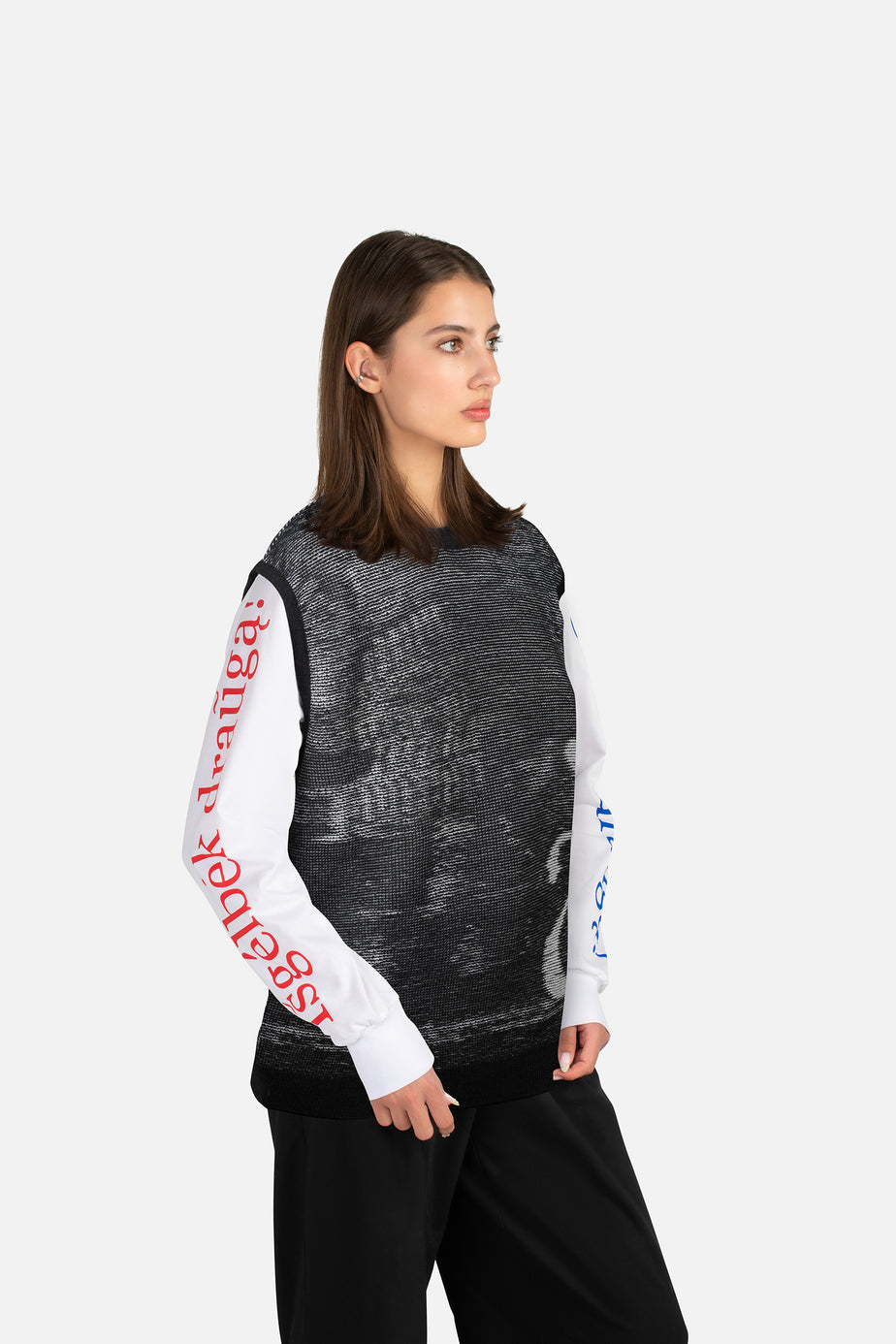 labàdienà X LRT Archyvai knitted vest