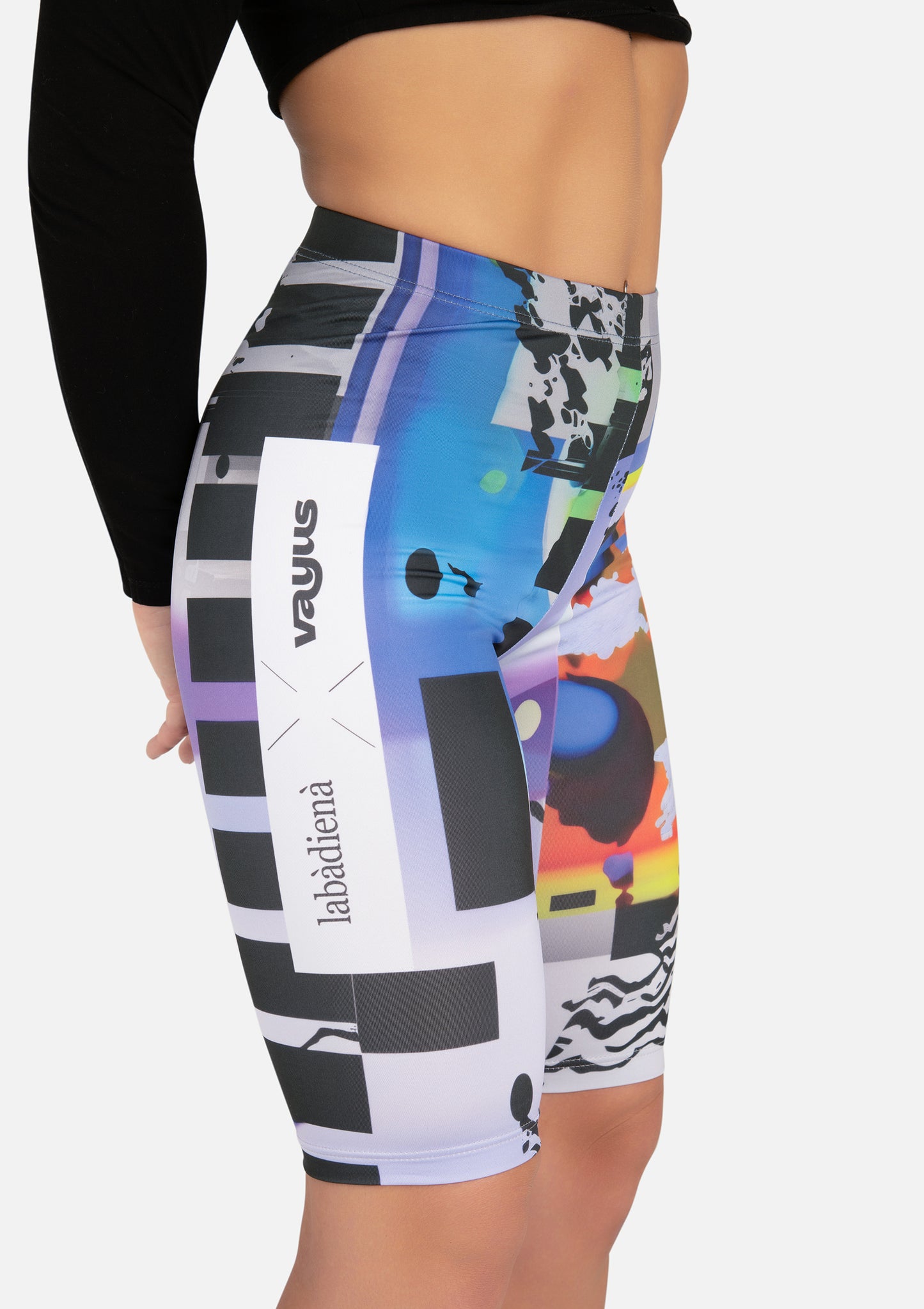 labàdienà X vayus Biker Shorts
